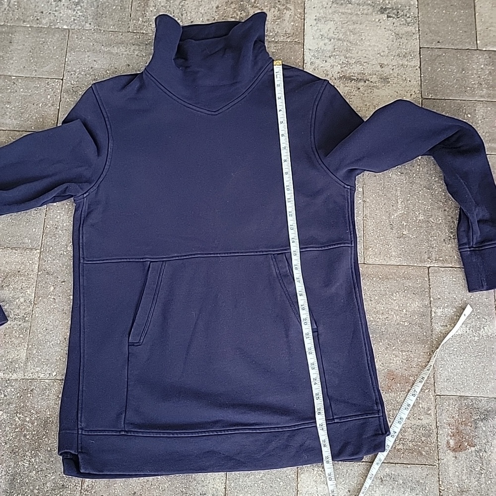 lululemon athletica Press Pause Pullover Kangaroo Pockets Funnel Neck Sz 10 - Picture 12 of 13